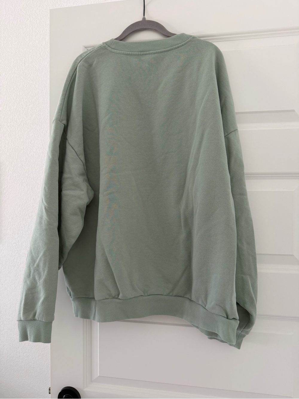 Alo Sage Crewneck Sweatshirt - Picture 2 of 2